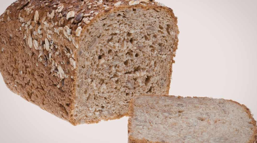 Pain aux graines de lin : pourquoi est-il recommandé pour la digestion ?